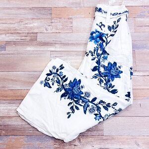 FARM RIO Cream and blue floral linen wide leg pants